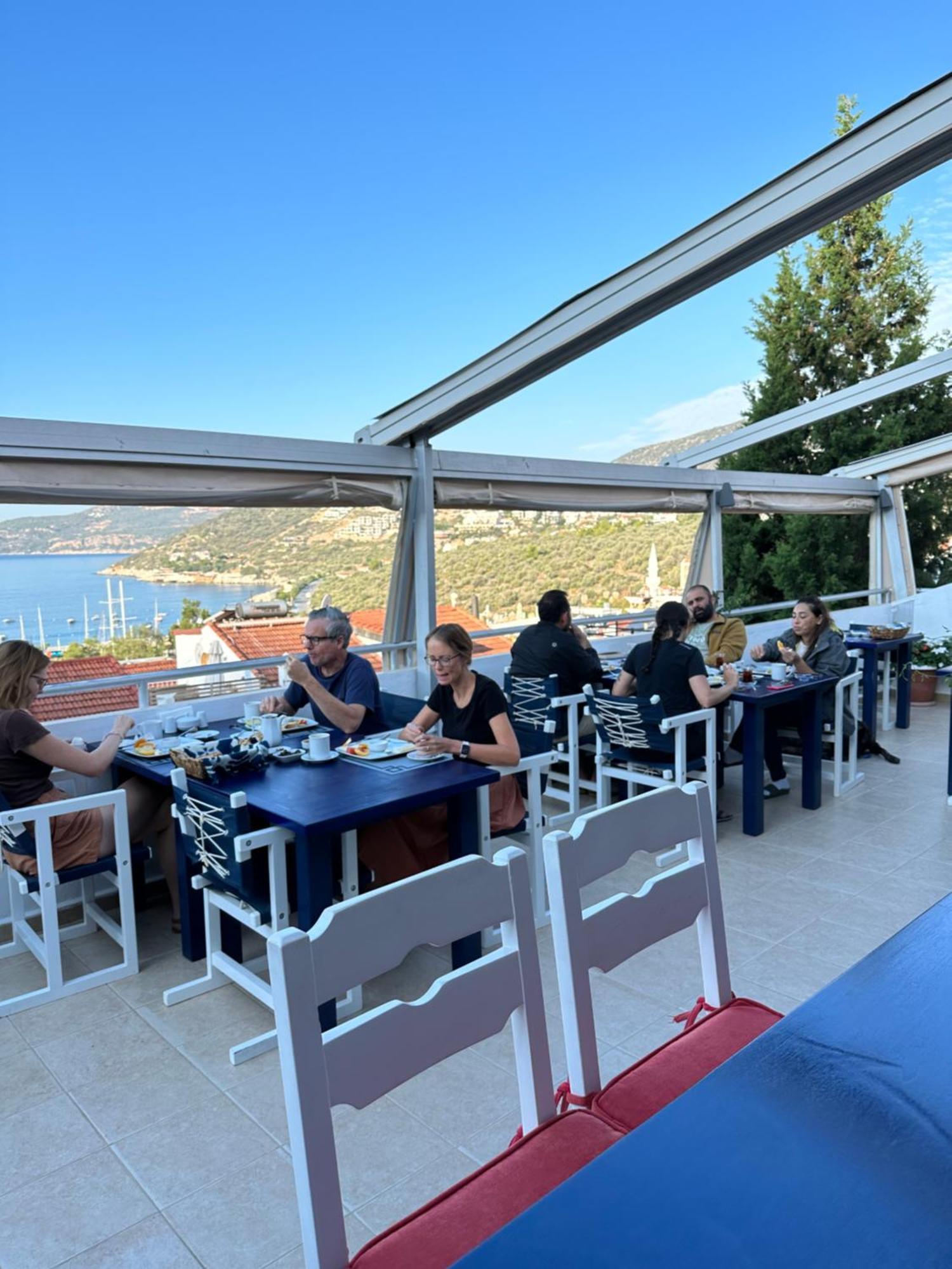 The White House Kalkan Luaran gambar
