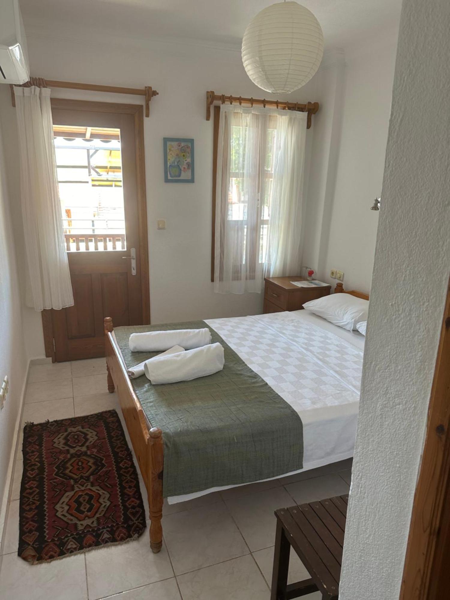 The White House Kalkan Luaran gambar