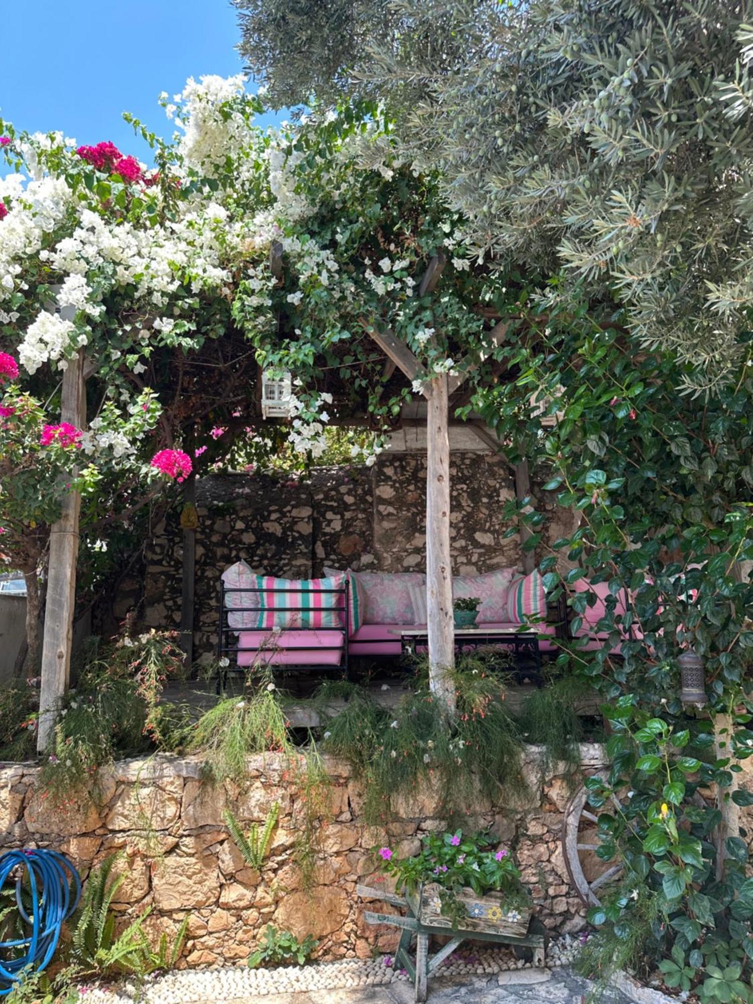 The White House Kalkan Luaran gambar