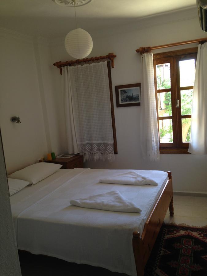 The White House Kalkan Luaran gambar